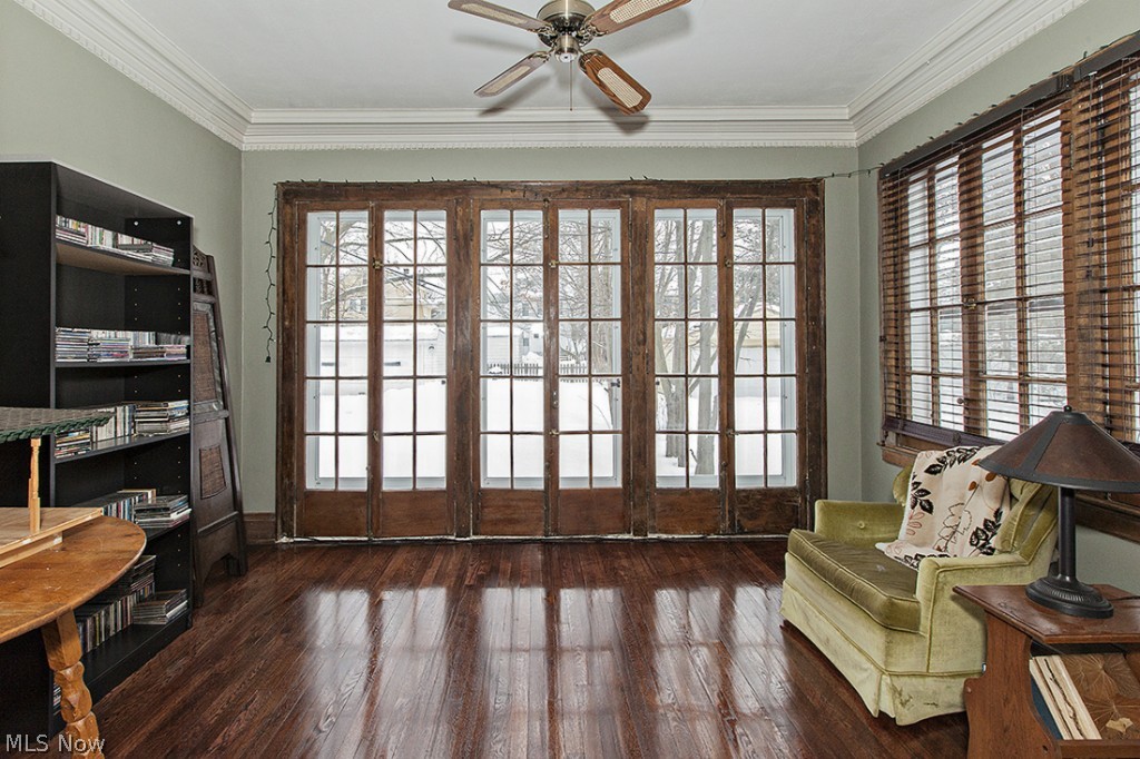 3148 East Overlook Road Cleveland, OH 44118 - Photo 8 of 24 Gallery Image 8