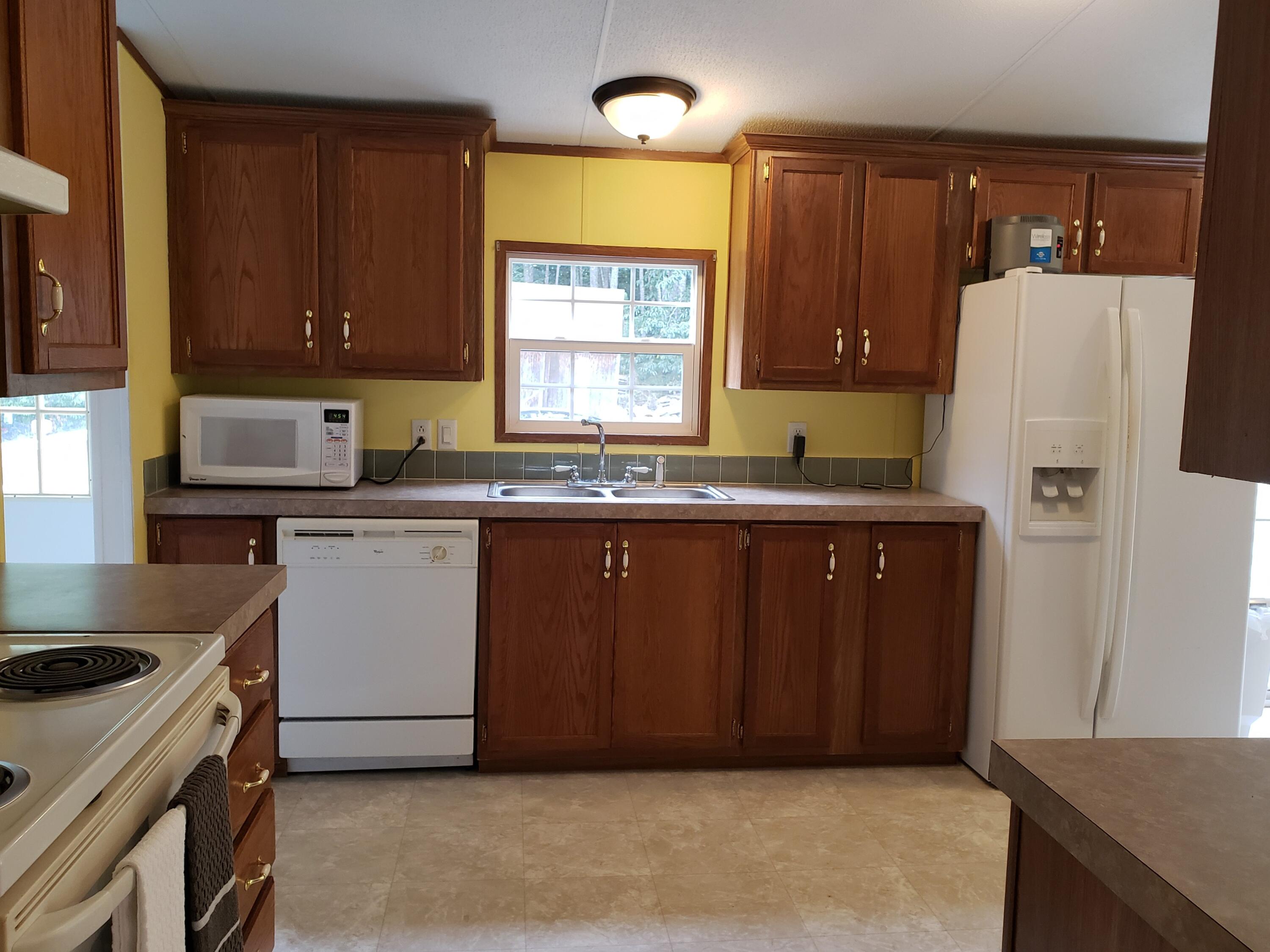 409 Dunwoody Road LaFayette, GA 30728 - Photo 4 of 23 20210718_165517 (2)