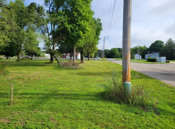 $69,900 | 607 Shaw Street, Howard City, MI 49329