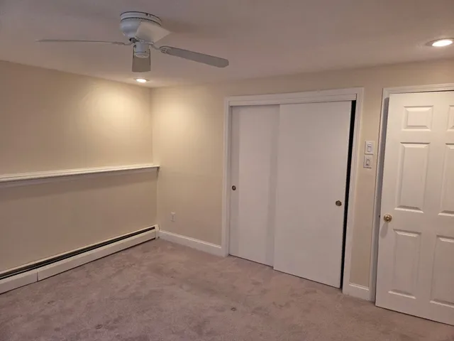 an empty room with a empty space