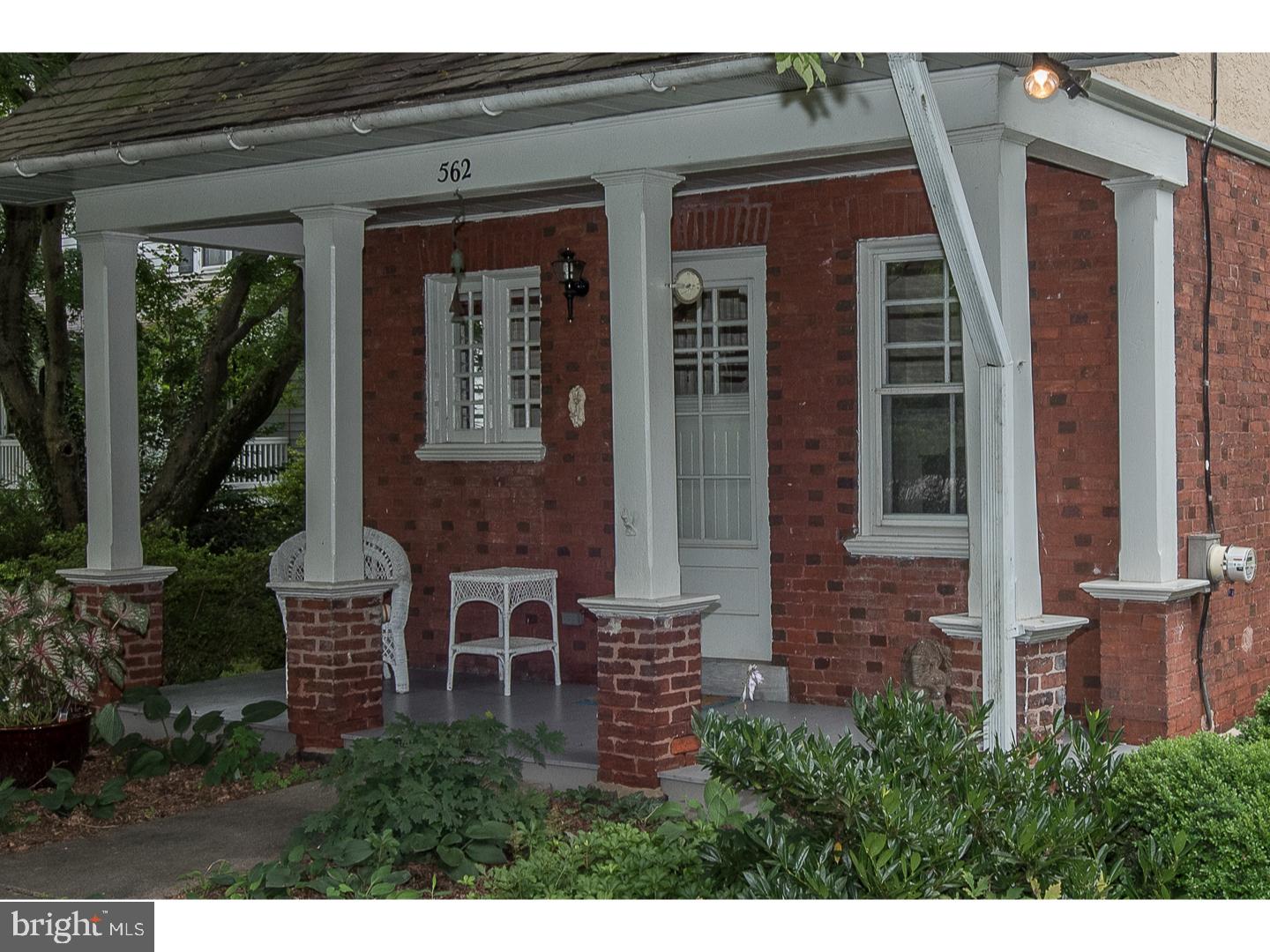 562 Hilaire Road Wayne, PA 19087 - Photo 3 of 24 Porch