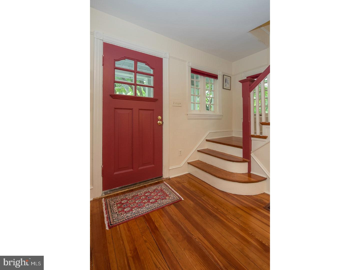 562 Hilaire Road Wayne, PA 19087 - Photo 4 of 24 Foyer