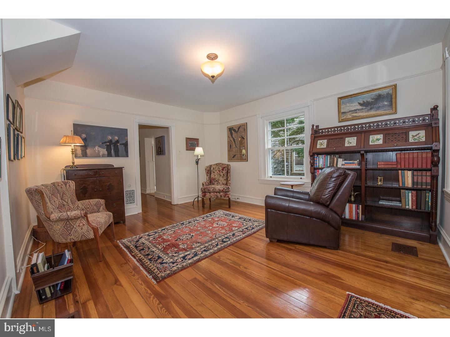562 Hilaire Road Wayne, PA 19087 - Photo 5 of 24 Living Room