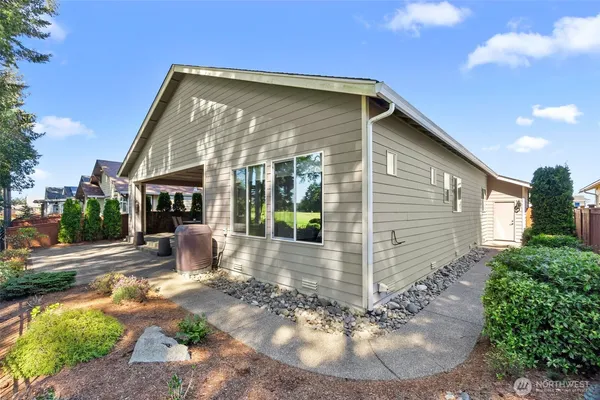 $799,999 | 8235 Orcas Loop Northeast, Olympia, WA 98516
