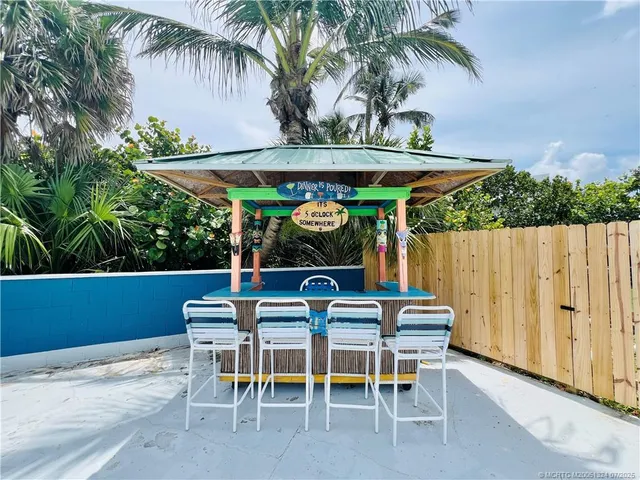 a outdoor space with lots of furniture