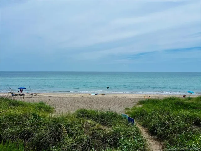 $1,200 | 10851 South Ocean Drive, Unit 125, Jensen Beach, FL 34957