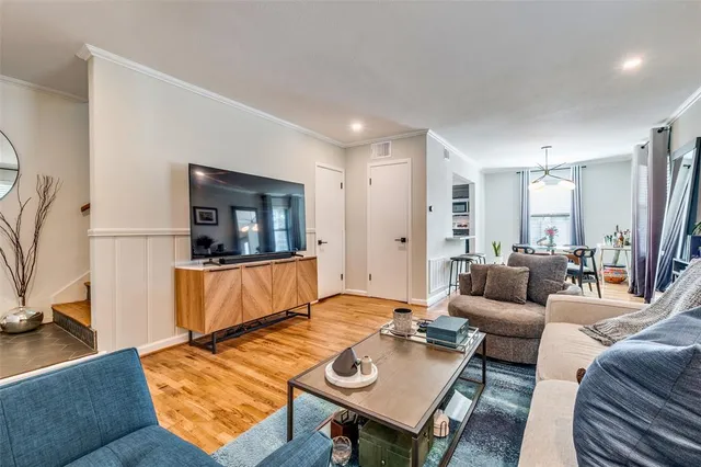 $1,900 | 4924 Lahoma Street, Unit 4924, Dallas, TX 75235