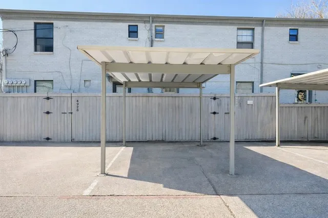 $1,900 | 4924 Lahoma Street, Unit 4924, Dallas, TX 75235