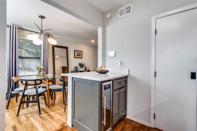 $1,900 | 4924 Lahoma Street, Unit 4924, Dallas, TX 75235