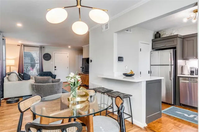 $1,900 | 4924 Lahoma Street, Unit 4924, Dallas, TX 75235