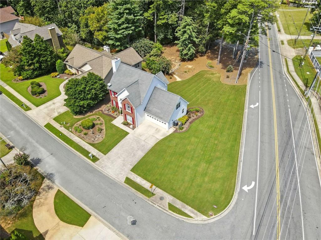 2000 Spicers Lane Woodstock, GA 30189 - Photo 2 of 33 an aerial view of a pool yard patio and outdoor seating