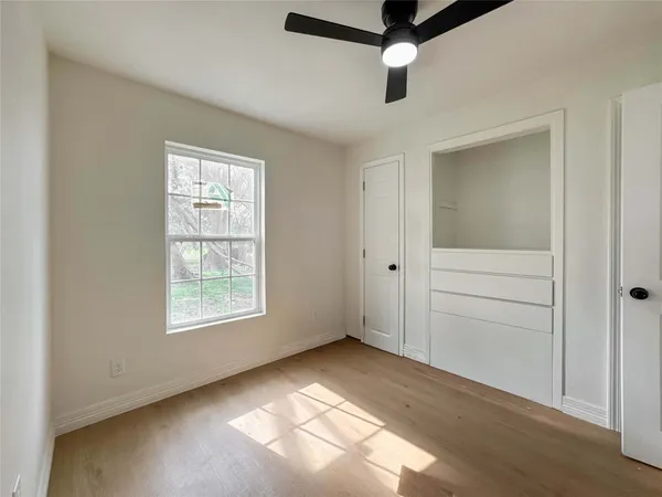 $975 | 411 Ave A, Unit 1, La Marque, TX 77568