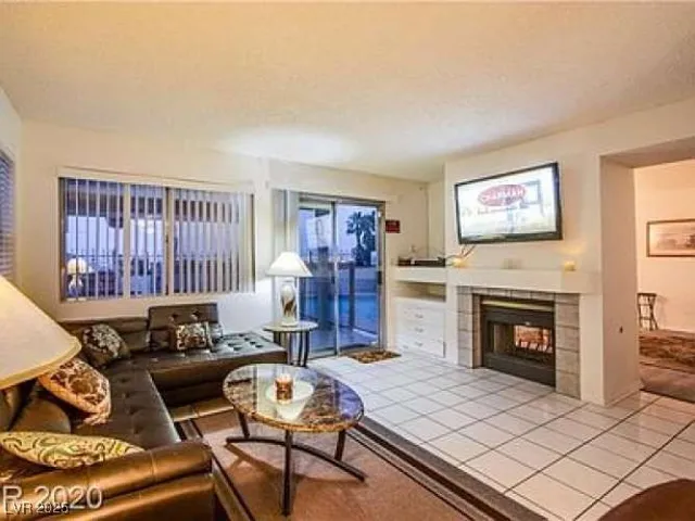 $439,000 | 1663 Duarte Drive, Henderson, NV 89014