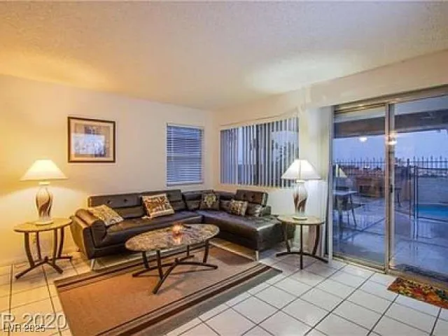 $439,000 | 1663 Duarte Drive, Henderson, NV 89014