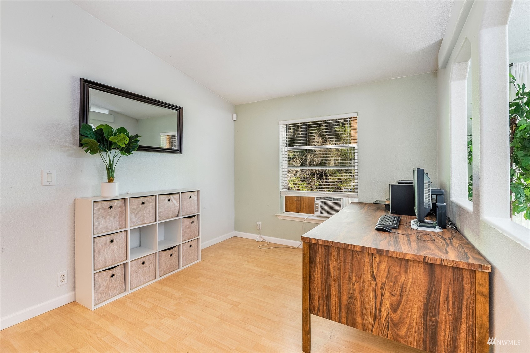 413 Southwest Wycoff Road Port Orchard, WA 98367 - Photo 13 of 37 Gallery Image 13