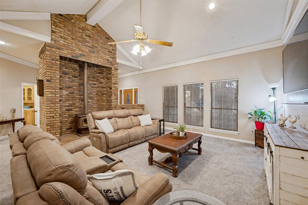 611 Combine Road Seagoville, TX 75159 - Photo 6 of 36 Gallery Image 6