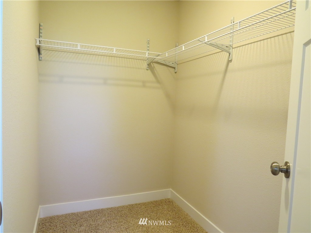10430 Southeast 194th Place Renton, WA 98055 - Photo 12 of 25 Gallery Image 12