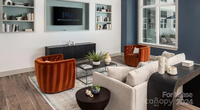 $1,561 | 8424 North Tryon Street, Unit B1, Charlotte, NC 28262