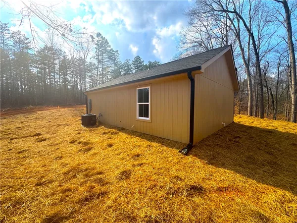 $229,000 | 565 Whippoorwill Lane, West Union, SC 29696