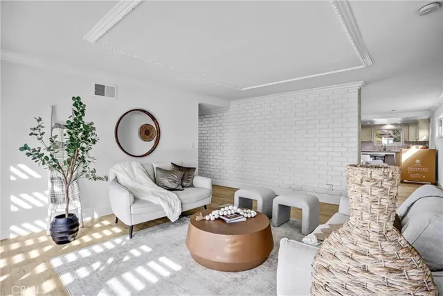 $1,149,000 | 872 Huron Drive, Claremont, CA 91711