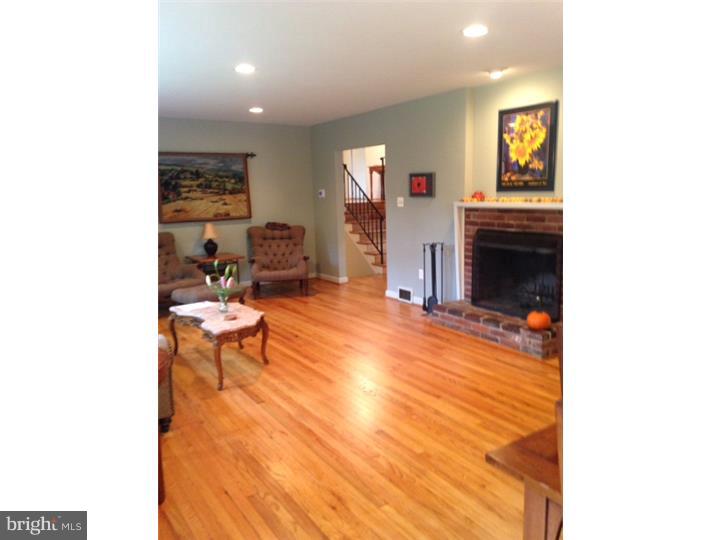 84 Jolind Road Paoli, PA 19301 - Photo 9 of 11 Living Room