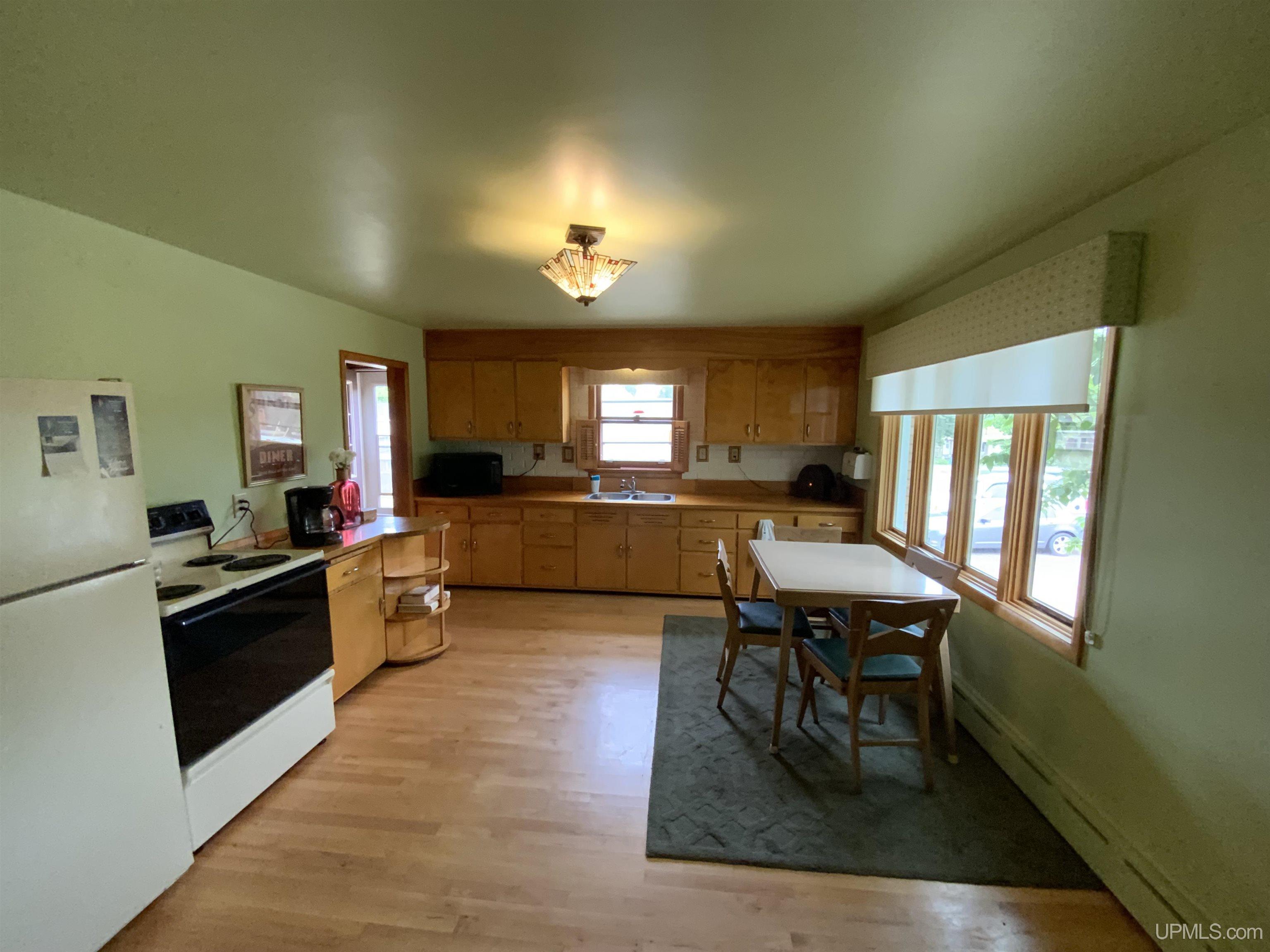 100 North Marigold Street Ishpeming, MI 49849 - Photo 8 of 45