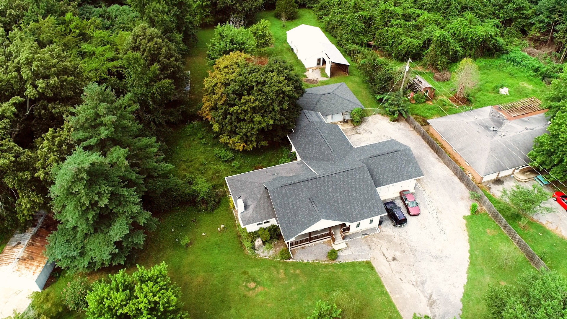 31129 Ardmore Ridge Road Ardmore, TN 38449 - Photo 46 of 50 an aerial view of a house with a yard and lake view