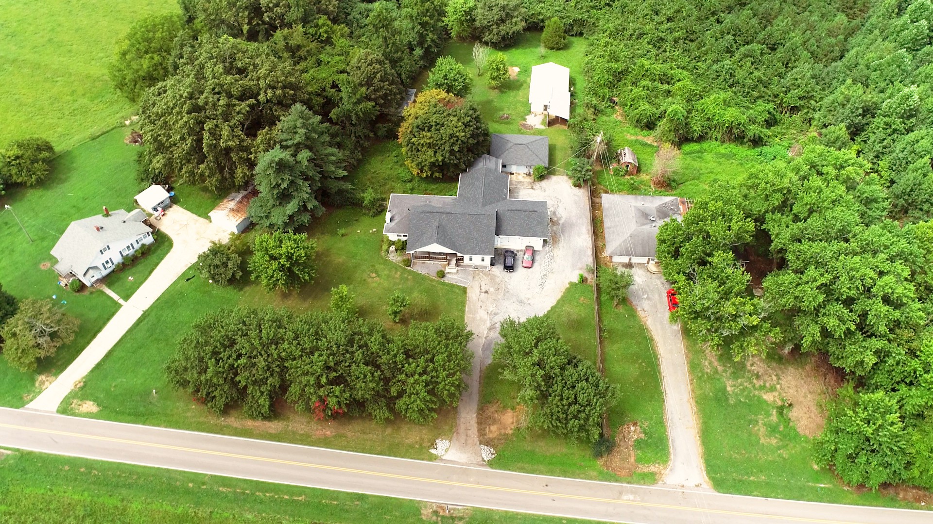 31129 Ardmore Ridge Road Ardmore, TN 38449 - Photo 47 of 50 an aerial view of a house with yard swimming pool and outdoor seating