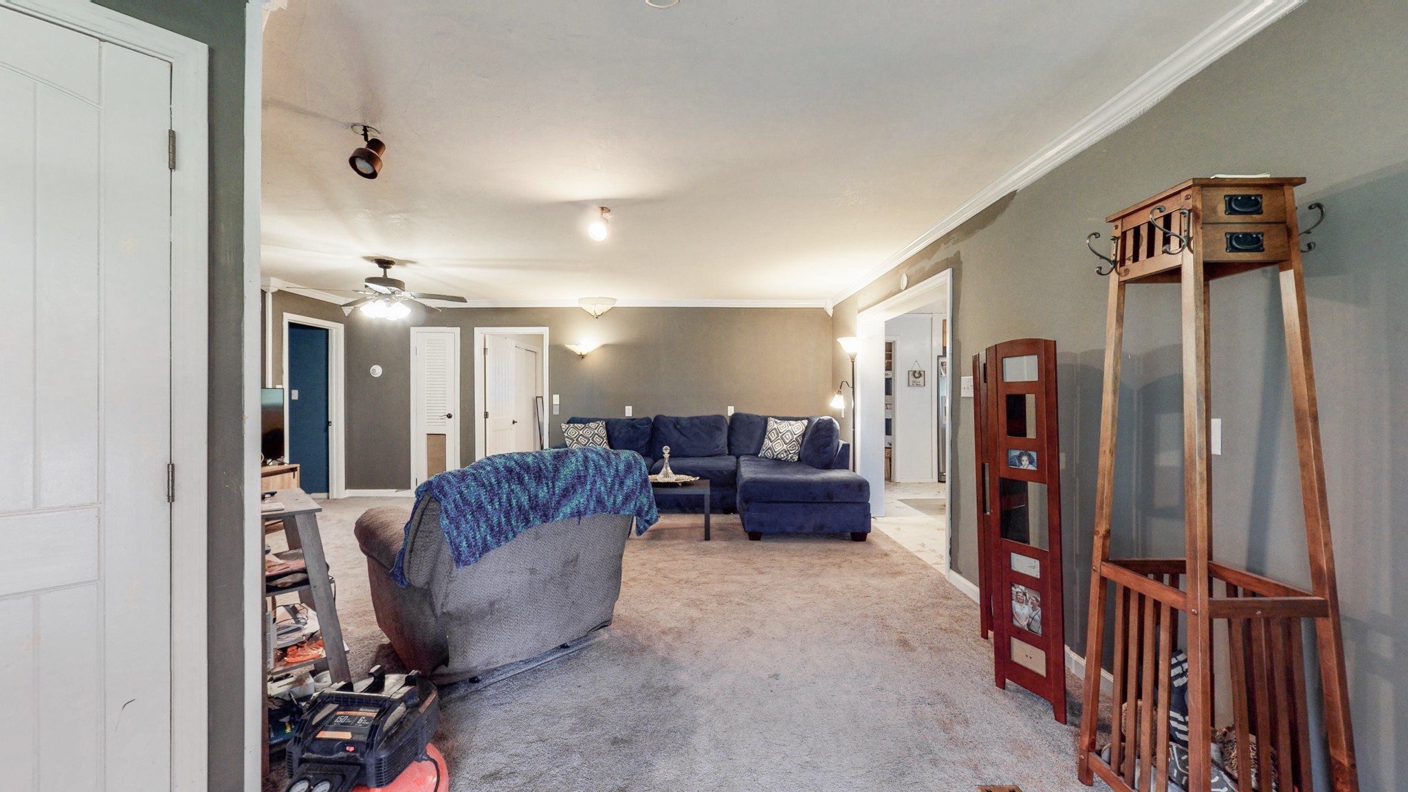 31129 Ardmore Ridge Road Ardmore, TN 38449 - Photo 7 of 50 a living room with furniture and a flat screen tv