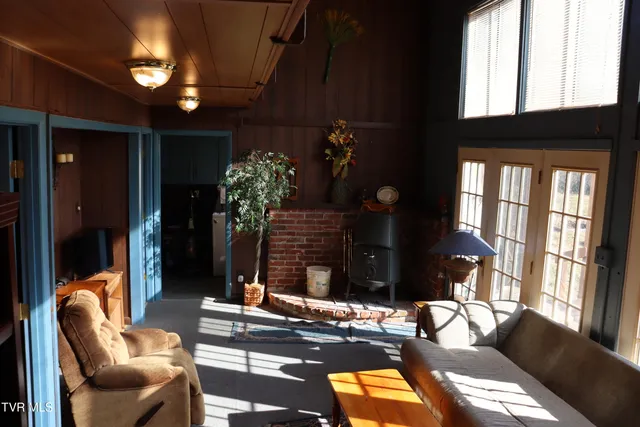 $139,000 | 154 Old Stone Drive, Clintwood, VA 24228