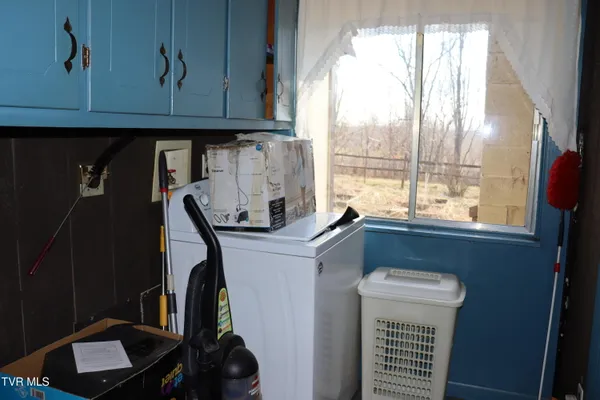$129,000 | 154 Old Stone Drive, Clintwood, VA 24228