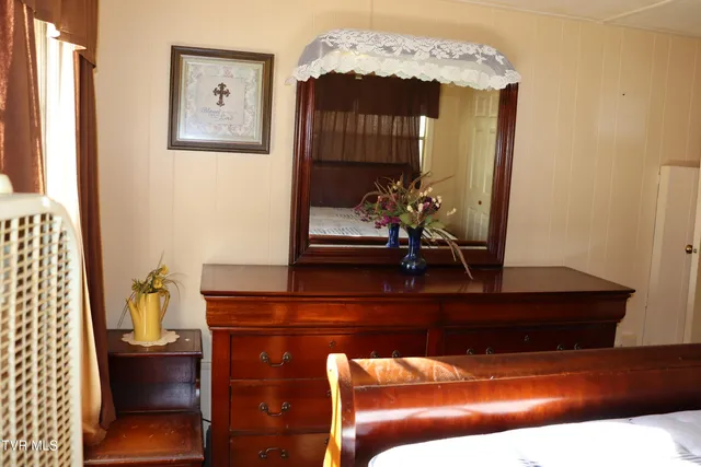 $139,000 | 154 Old Stone Drive, Clintwood, VA 24228