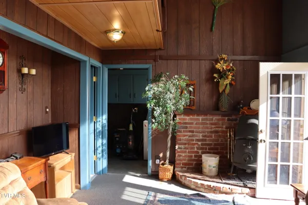$125,000 | 154 Old Stone Drive, Clintwood, VA 24228
