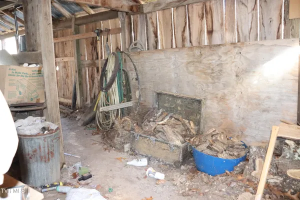 $119,000 | 154 Old Stone Drive, Clintwood, VA 24228