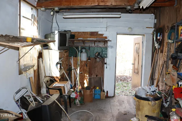 $139,000 | 154 Old Stone Drive, Clintwood, VA 24228