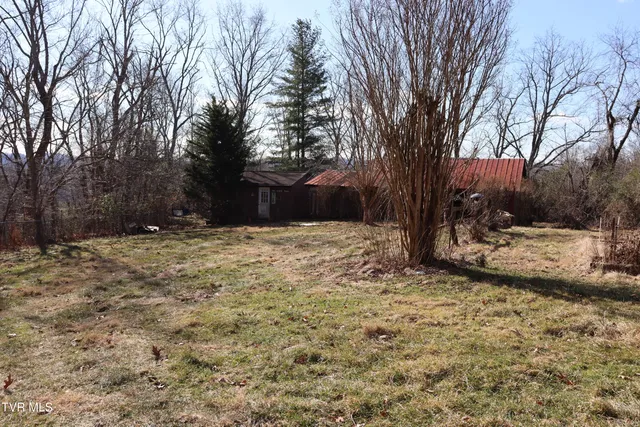 $139,000 | 154 Old Stone Drive, Clintwood, VA 24228