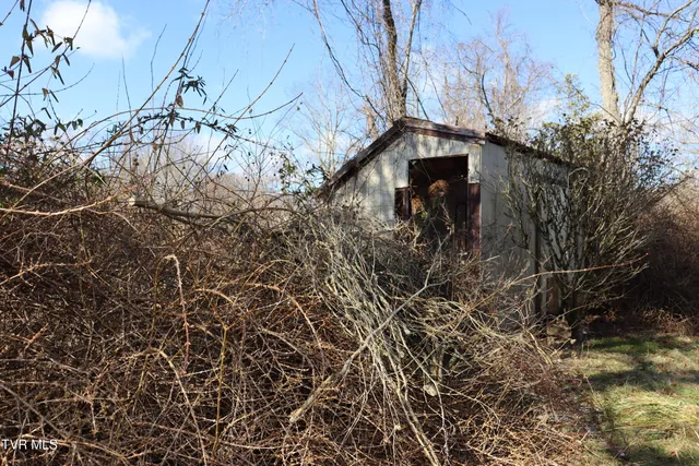 $139,000 | 154 Old Stone Drive, Clintwood, VA 24228