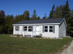 641 West Spring Street St. Ignace, MI 49781 - Photo 1 of 25 Gallery Image 1