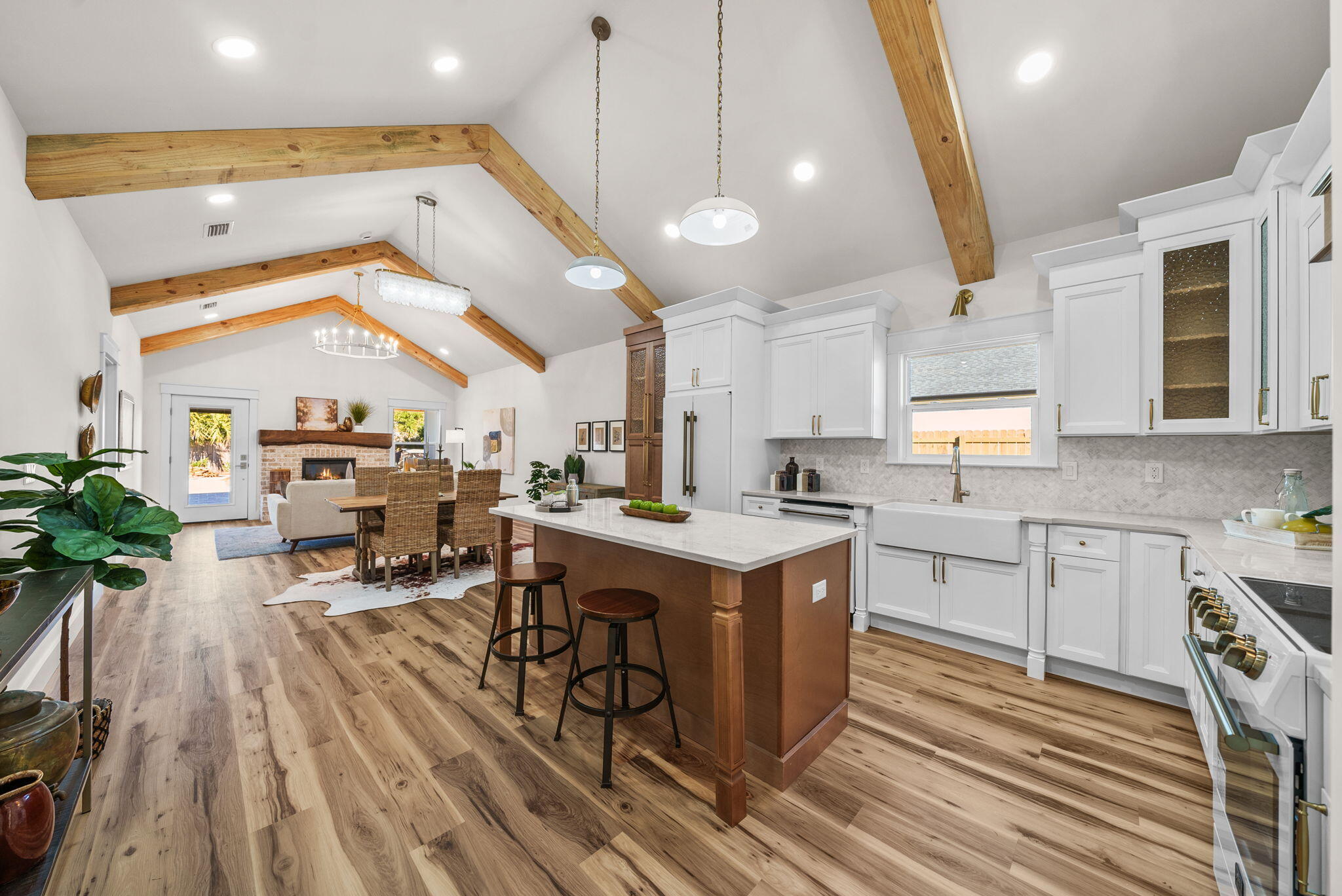 1831 McKenzie Road Southport, FL 32409 - Photo 5 of 48 a open kitchen with stainless steel appliances granite countertop a stove and cabinets