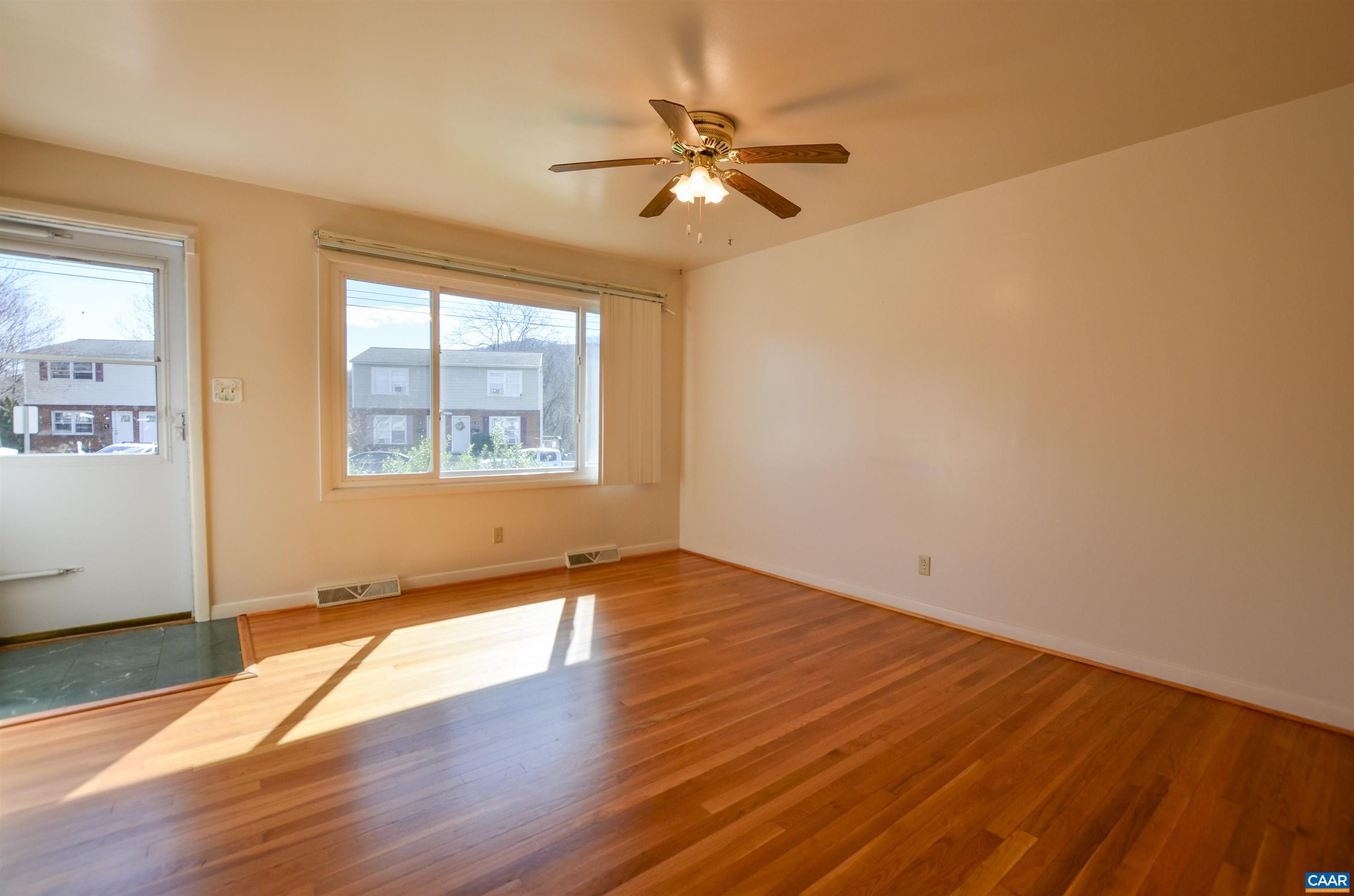 1646 Meridian Street Charlottesville, VA 22902 - Photo 10 of 40