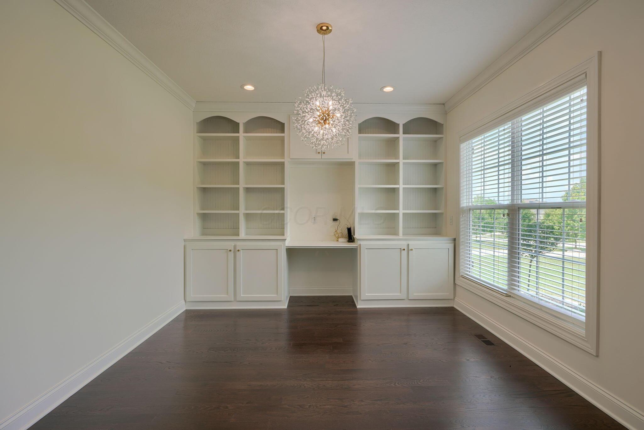 1019 Rambling Brook Way Delaware, OH 43015 - Photo 17 of 67 17 - 1019 Rambling Brook Way (10)