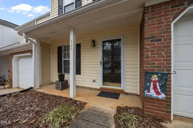 $230,000 | 820 Creek Crossing Trail, Whitsett, NC 27377