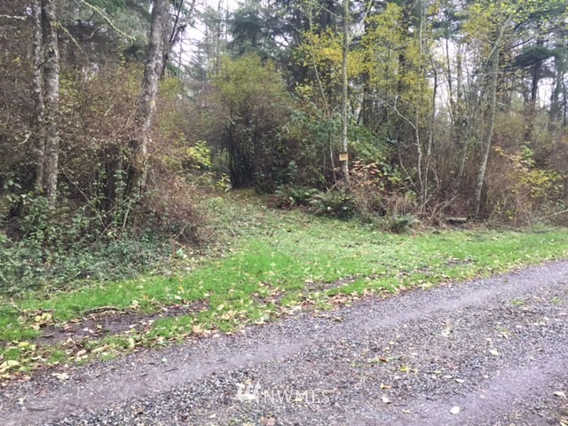 1153 Harmony Road Oak Harbor, WA 98277 - Photo 3 of 25 Gallery Image 3