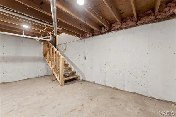 $295,000 | 425 West 3rd Street, O'Fallon, IL 62269