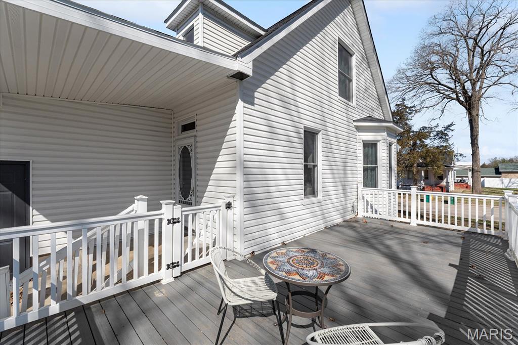 425 West 3rd Street O'Fallon, IL 62269 - Photo 4 of 42