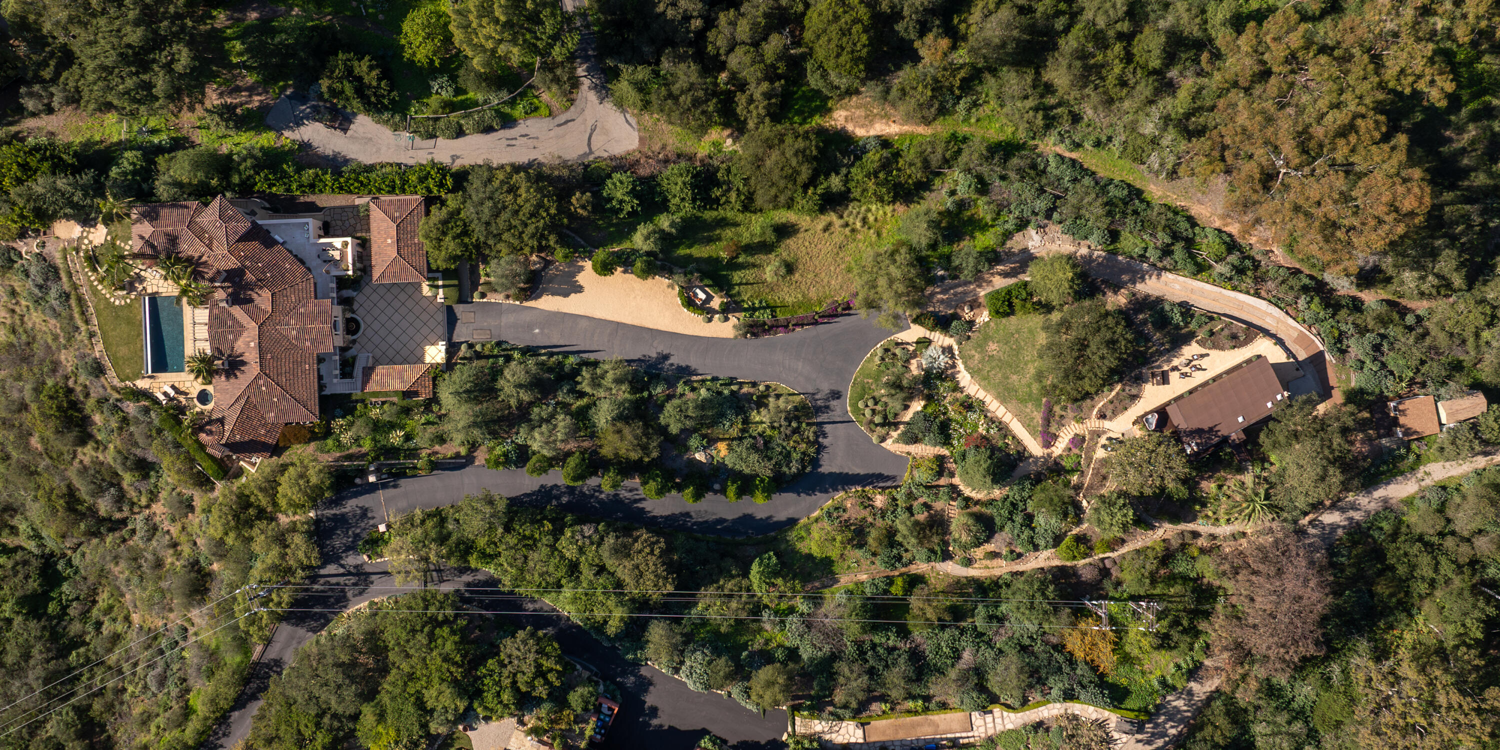 3091 Hidden Valley Lane Montecito, CA 93108 - Photo 50 of 62 an aerial view of multiple house