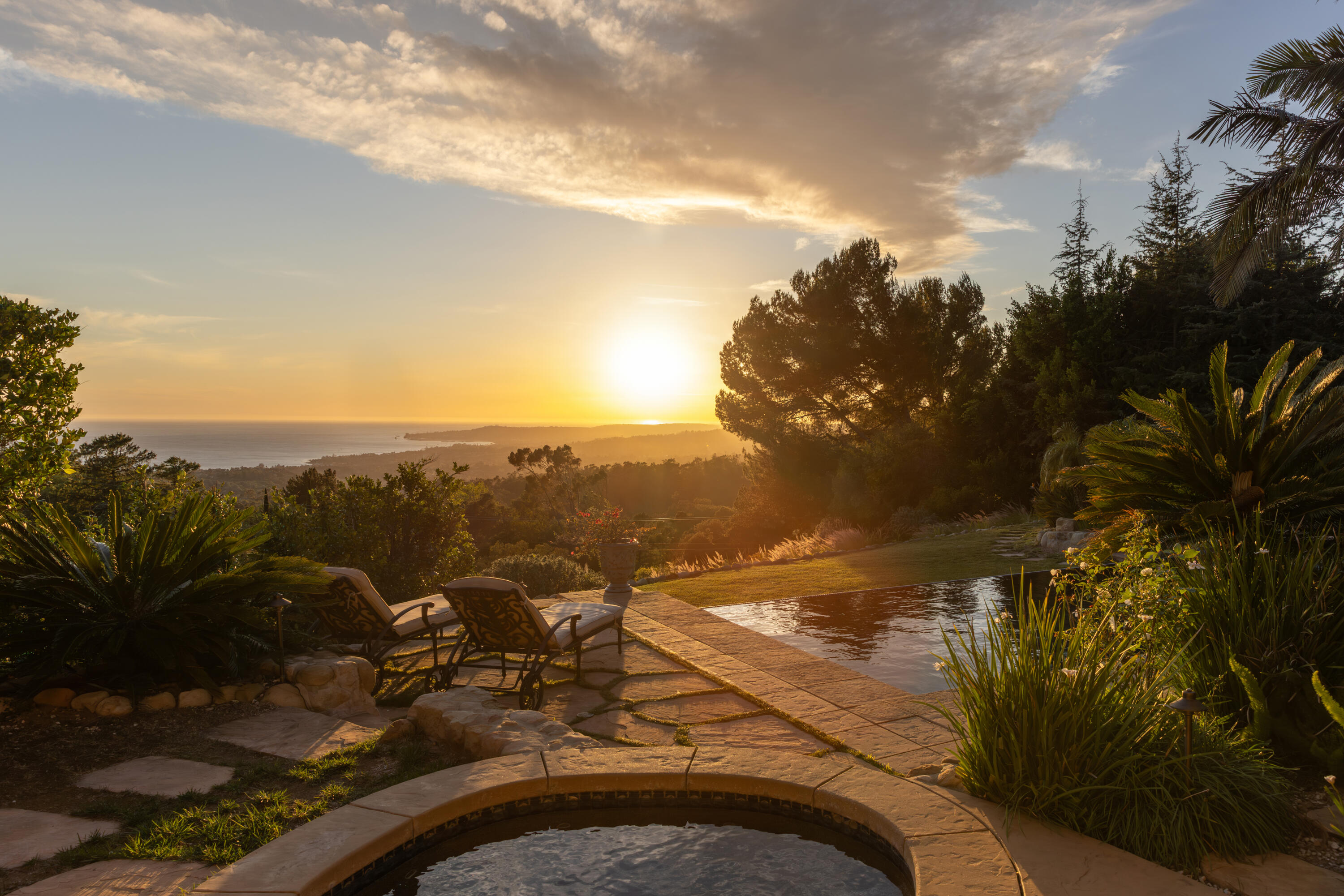3091 Hidden Valley Lane Montecito, CA 93108 - Photo 58 of 62 a view of a city