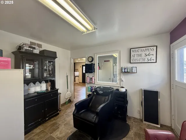 $175,000 | 173 North Canyon Boulevard, John Day, OR 97845