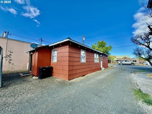 $175,000 | 173 North Canyon Boulevard, John Day, OR 97845