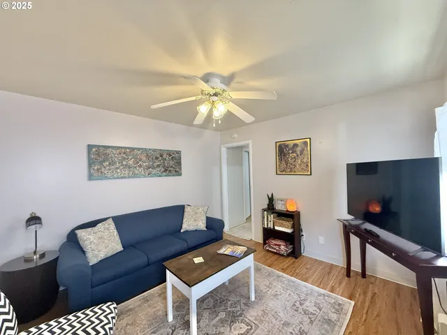 $175,000 | 173 North Canyon Boulevard, John Day, OR 97845